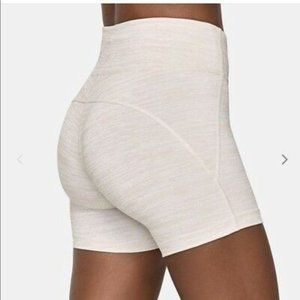 NWT Outdoor Voices TechSweat Flex Shorts